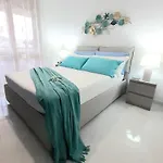 Un Angolo Di Paradiso דירה